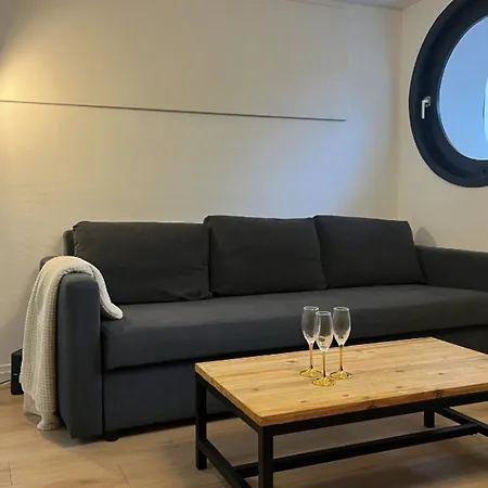 Cosy In *